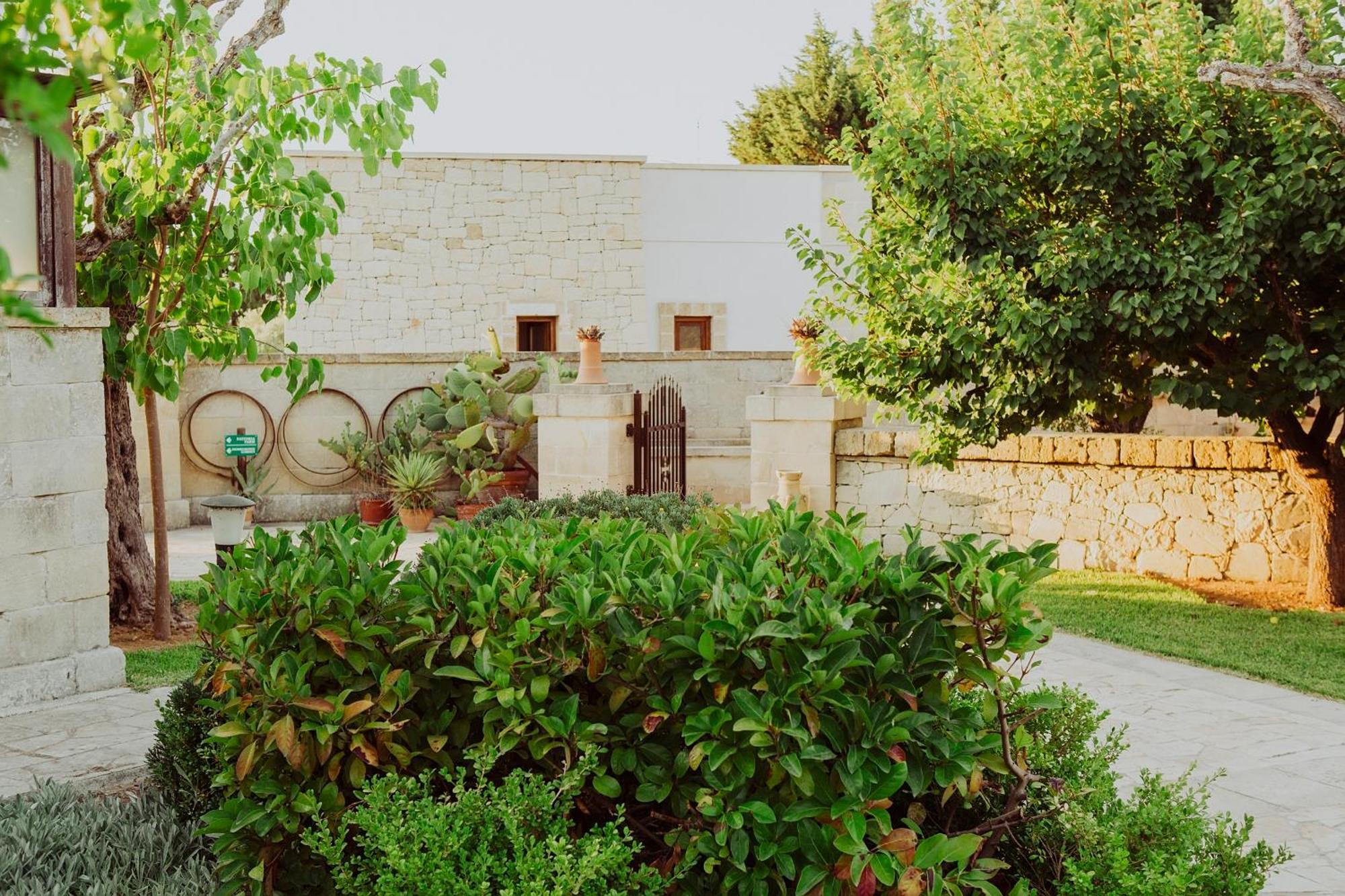 Masseria L'Uliveto Agri Resort 奥特朗托 外观 照片